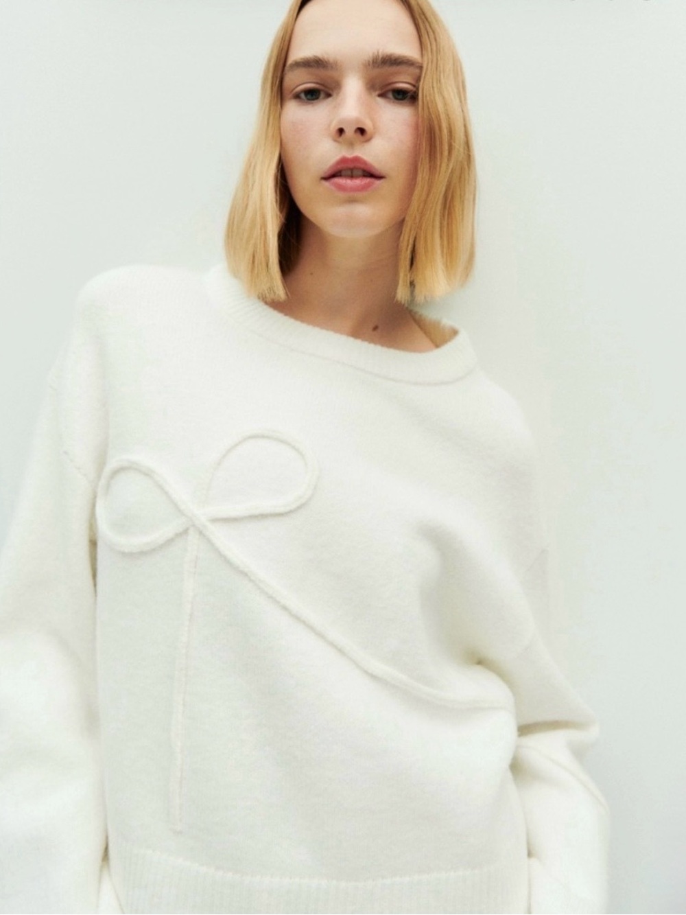 H&M Cream Bow Appliqué Knit Sweater